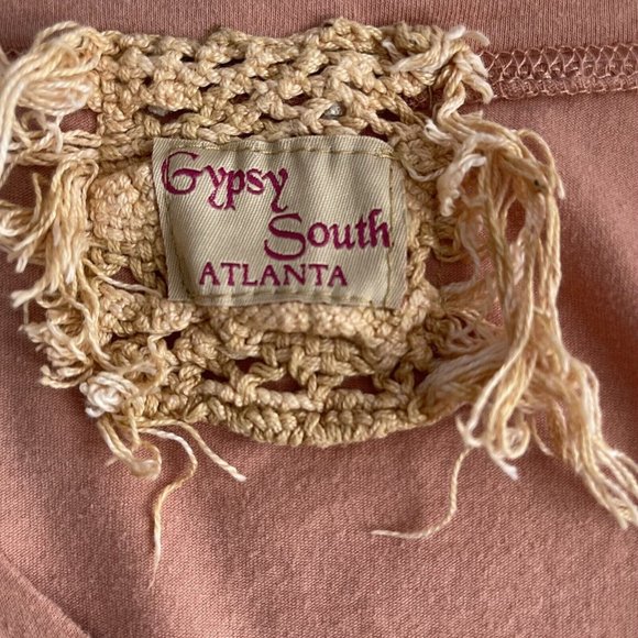 gypsy South Atlanta woman's graphic T-shirt scoop neck size large short sleeve - Picture 5 of 5